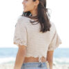 Drops Beach Ballet – Gehaakte top met overslag met Drops Belle