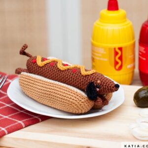 katia snack time amigurumi hot doggy letsknit